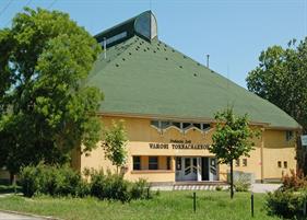 Városi Tornacsarnok (Gyula)